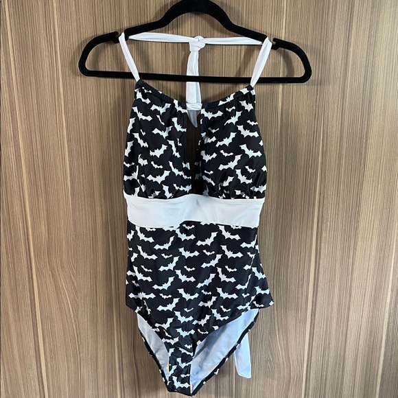 Other - NWOT Womens Black and White Bat Print Swimsuit